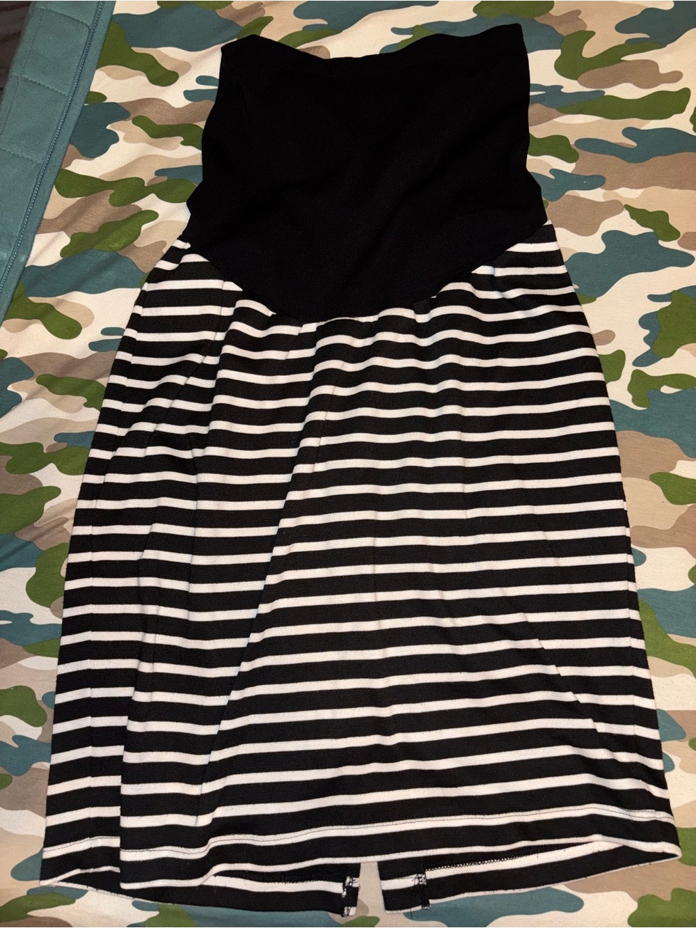 Motherhood Maternity skirt small